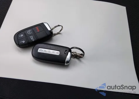 2017 Dodge Charger Sxt Awd z USA, uszkodzony, nr VIN 2C3CDXJGXHH644915